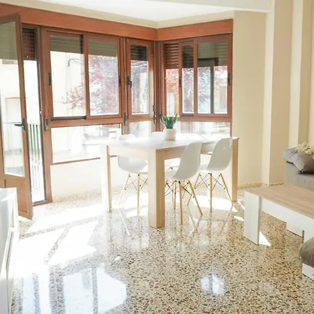 Casa De Abuelos * Úbeda